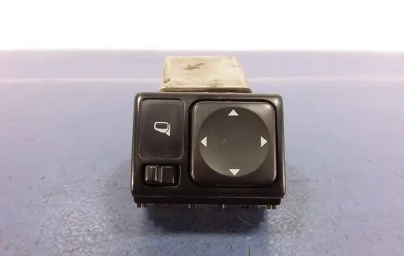 Nissan NV200 Mirror heating switch 