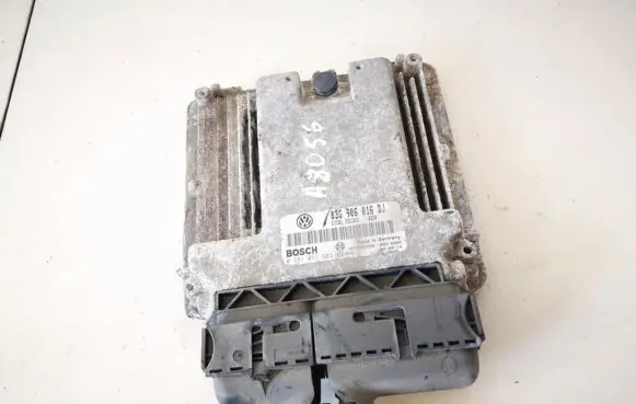 Skoda Octavia Mk2 (1Z) Engine control unit/module 03g906016dj 0281011883