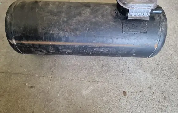 Audi A6 S6 C4 4A LP gas tank 