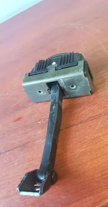 BMW 5 E60 E61 Front door check strap stopper 7033609