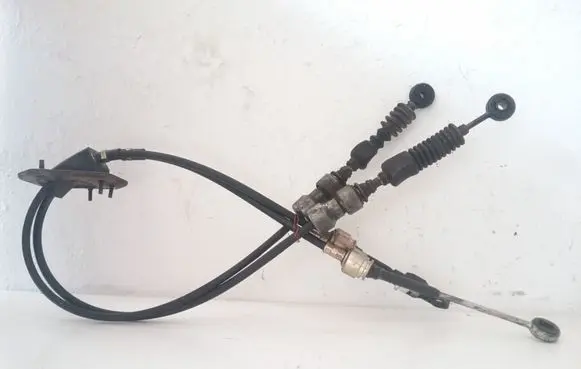 Nissan X-Trail T30 Gear shift cable linkage