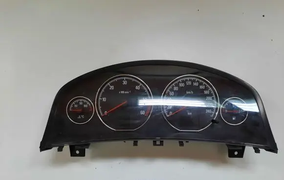 Speedometer (instrument cluster)