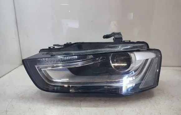 Audi A4 S4 B8 8K Headlight/headlamp 8K0941005D