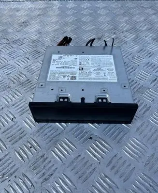 Volkswagen Golf VIII Ignition key card reader 5H0035820P