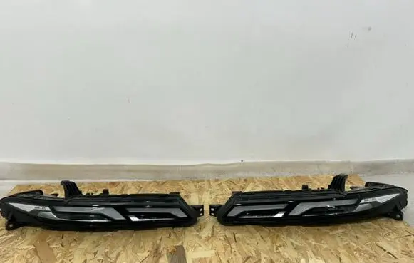 BMW X7 G07 Headlight/headlamp 9880594 20230310 168800100434