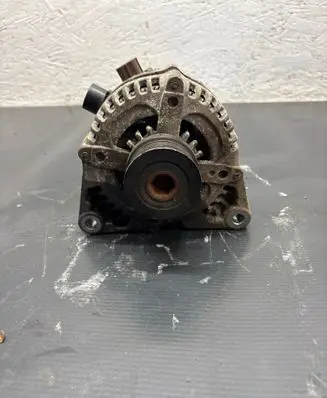 Volvo C30 Generator/alternator 1042102710 DAN930 0930
