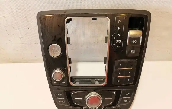Audi A6 C7 Head unit multimedia control 4G2919610B