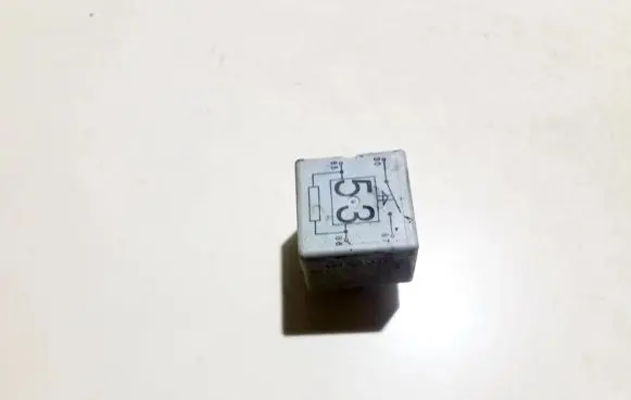 Volkswagen Caddy Other relay 141951253b 20240072