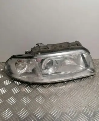 Audi A4 S4 B5 8D Headlight/headlamp