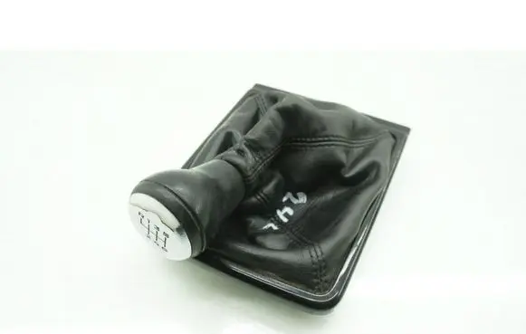 Jaguar XE Center console 