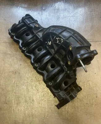 KIA Sorento Intake manifold