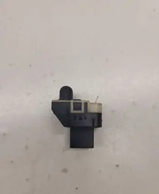 Audi A6 S6 C5 4B Sun solar sensor 4D0907539