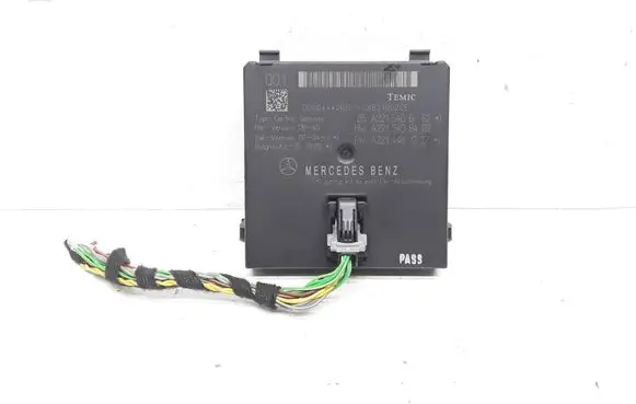Mercedes-Benz S W221 Gateway control module A2215406462 A2214481227 A2215408462