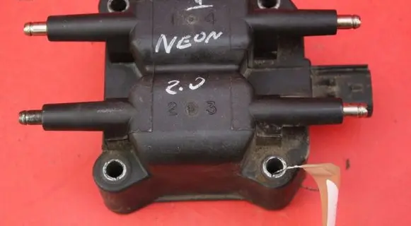 Chrysler Neon II High voltage ignition coil 05269670