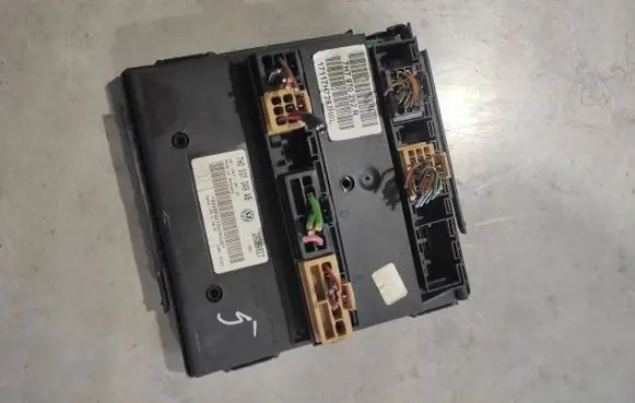 Volkswagen Transporter - Caravelle T5 Comfort/convenience module 7H0937049AB 7H7970292R 28089827