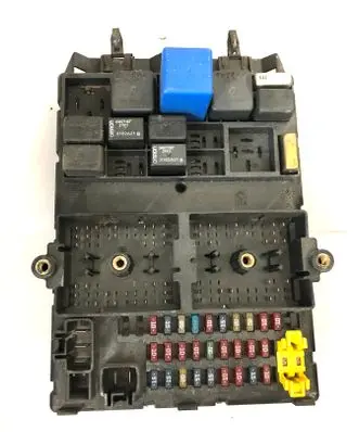 Jeep Grand Cherokee (WJ) Fuse module 56050231AD
