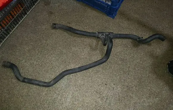 BMW 5 E34 Engine coolant pipe/hose 11531738054