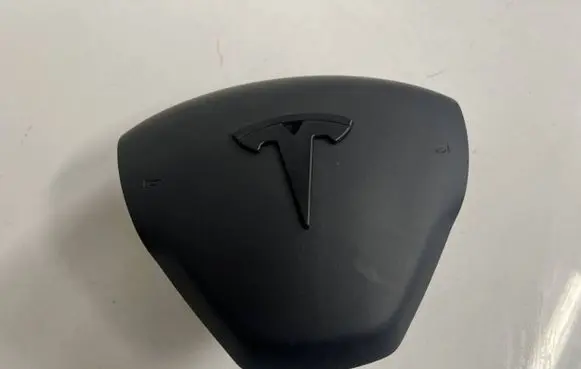 Tesla Model Y Steering wheel airbag dne23094022005