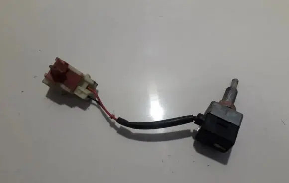 Hyundai Tucson JM Brake pedal sensor switch 9384038000 93840-38000