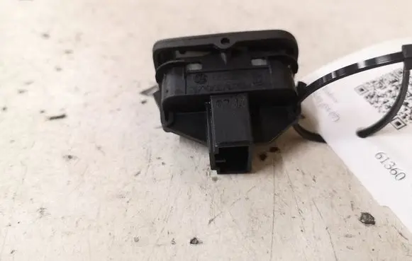 Volvo S40 Central locking switch button 30669958 65832