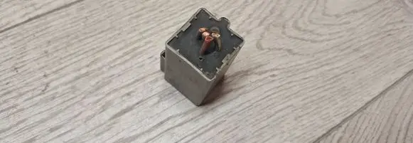 Opel Zafira B Other relay 13299020