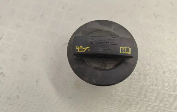 Audi Q7 4M Oil fill pipe 06M103485C