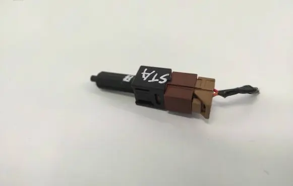 Nissan Qashqai Brake pedal sensor switch