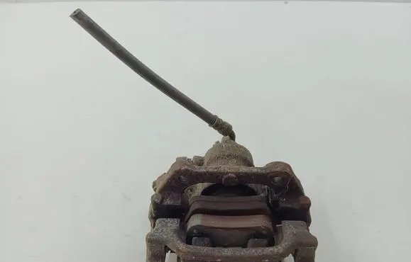Honda CR-V Rear brake caliper
