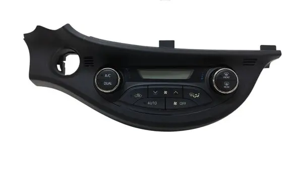 Toyota Yaris Climate control unit 75F206