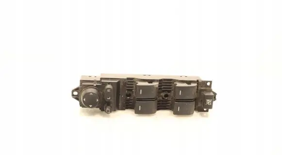 Mazda 3 II Electric window control switch K0021