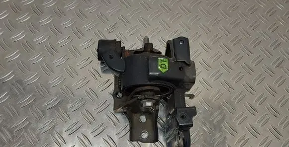 Toyota Verso Gearbox mount