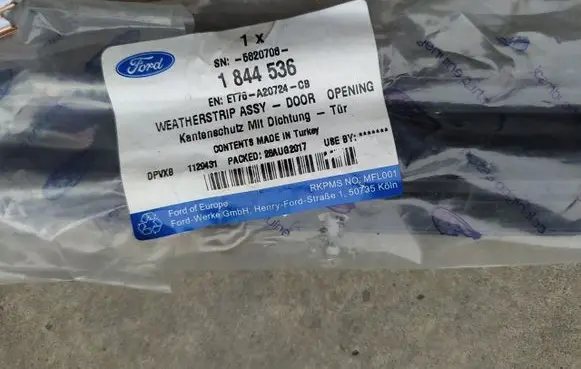 Ford Transit Courier Rubber seal front coupe door 1844536