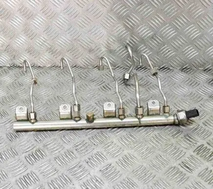 BMW 5 F10 F11 Fuel main line pipe 7547599 7537319
