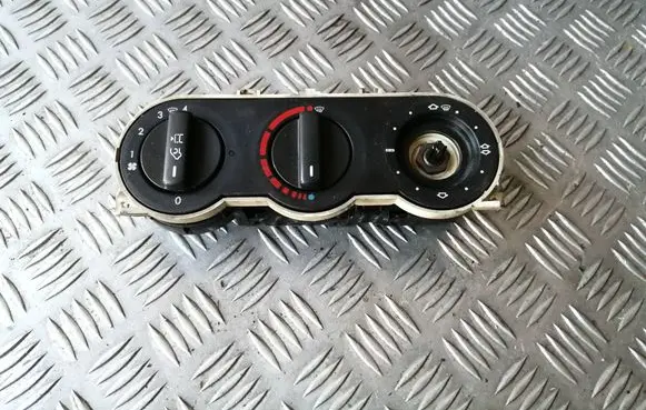 Mercedes-Benz Sprinter W901 W902 W903 W904 Climate control unit 122489582000