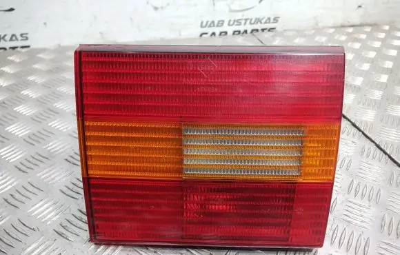 Volkswagen PASSAT B4 Tailgate rear/tail lights 3A9945107 3A9945259