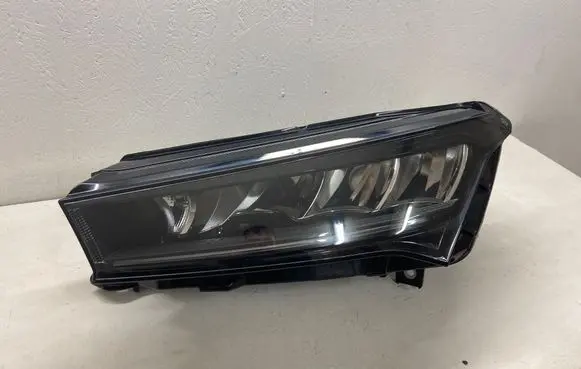 Skoda Enyaq iV Headlight/headlamp 5LB941015 1EX01477301