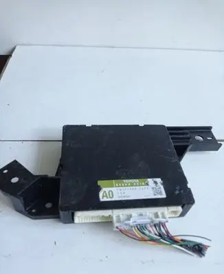 Toyota Sienna XL30 III Air conditioner control unit module 8865008010