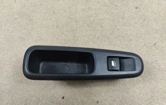 Peugeot 3008 I Electric window control switch 96759764ZD