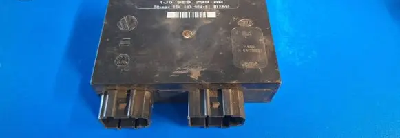 Seat Toledo II (1M) Comfort/convenience module 1J0959799AH