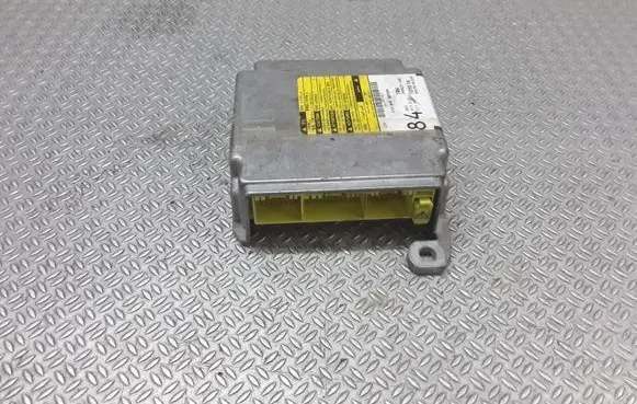 Toyota Avensis T250 Airbag control unit/module 8917005120