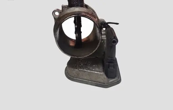 BMW 1 E81 E87 Throttle valve 780437301