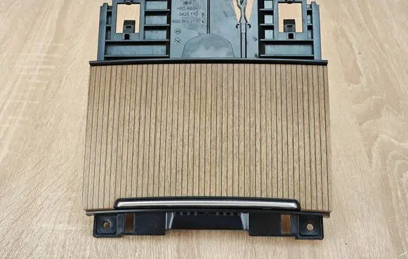 Ashtray (front)