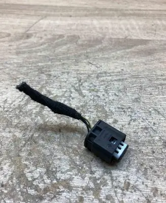 BMW 1 E81 E87 Plug wire 14520491 3PIN