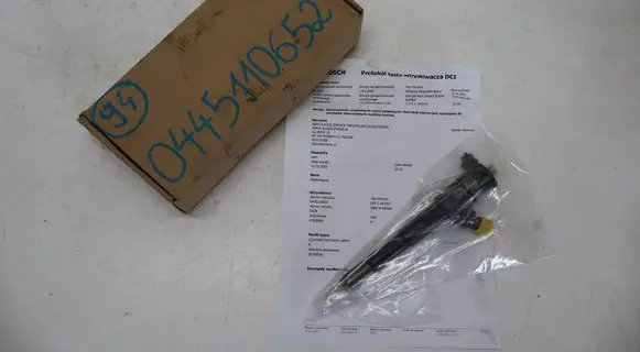 Renault Kangoo II Fuel injector 0445110652