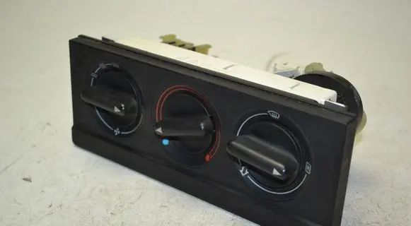 Audi 80 90 S2 B4 Climate control unit 16Y9C