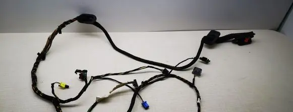 Volkswagen Polo V 6R Front door wiring loom