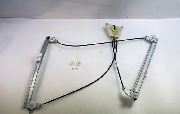 Audi A3 S3 8P Front door manual window regulator 850616 8P3837461 8P3837461A