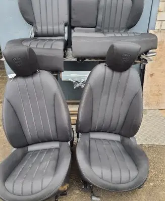 Seat set