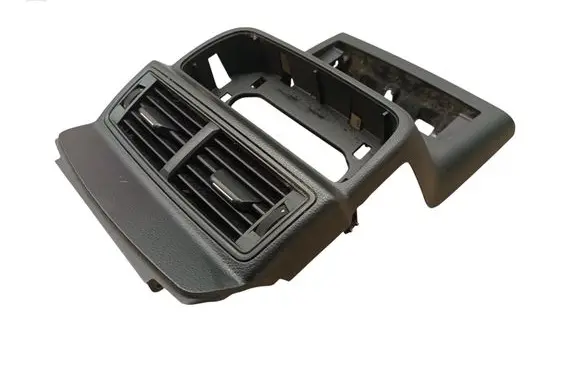 Audi Q7 4M Rear air vent grill 4M0864147A 4M0864061
