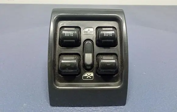 Chevrolet PT Cruiser Electric window control switch 0UK931DVAB